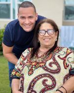 Víctor Manuelle se despide de su madre: “Diste la batalla hasta el final”