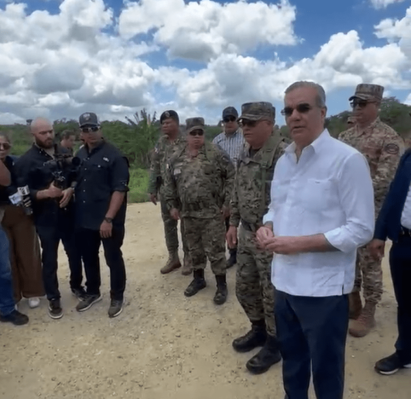 Abinader manda a Amnistía Internacional a trabajar en Haití, mientras él recorre la frontera