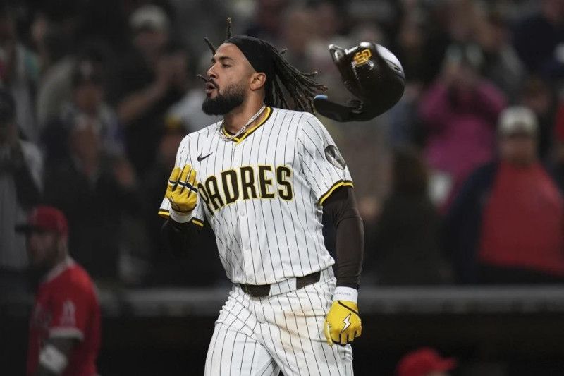 Tatis decide para los Padres con cuadrangular de dos vueltas y deja a los Angelinos en el terreno