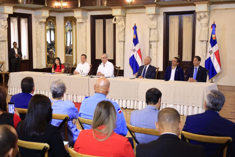 Gobierno indica exportaciones han crecido en más de un ocho por ciento en 2025