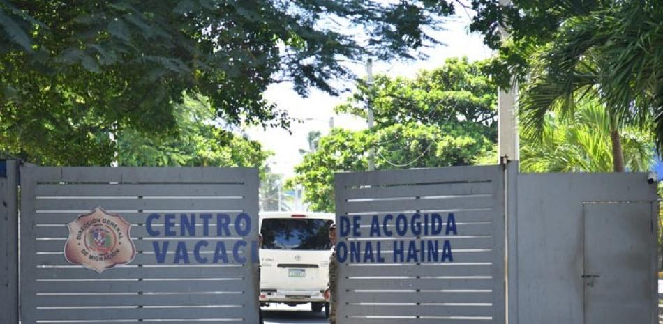 Migración identifica a mujer estadounidense fallecida en centro vacacional de Haina
