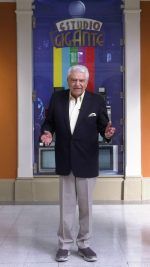 Don Francisco decide hacer su primer reguetón tras escuchar la canción que le dedicó Arcángel