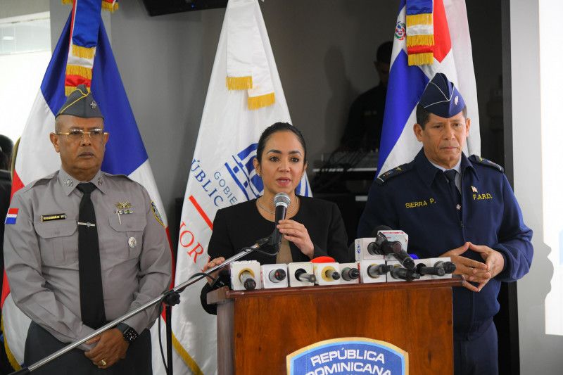 Violencia de género “no solo está en la Policía”: Faride propone la educación social como solución