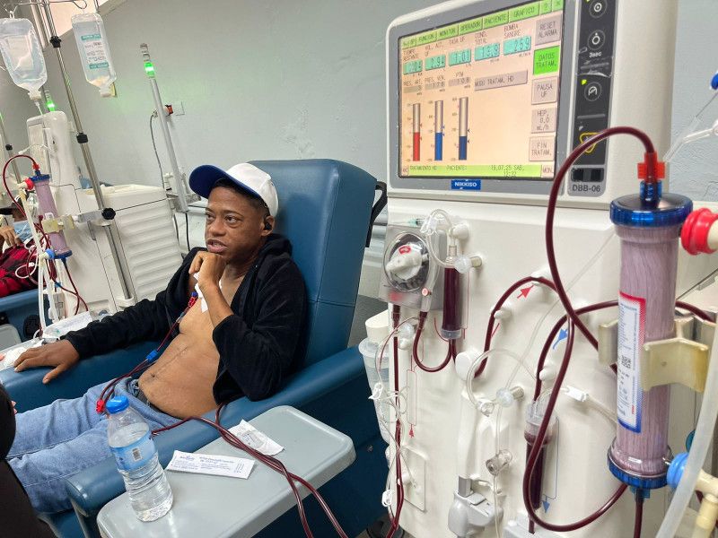 José Antonio Álvarez recorre un largo trayecto para ir a diálisis tres veces por semana