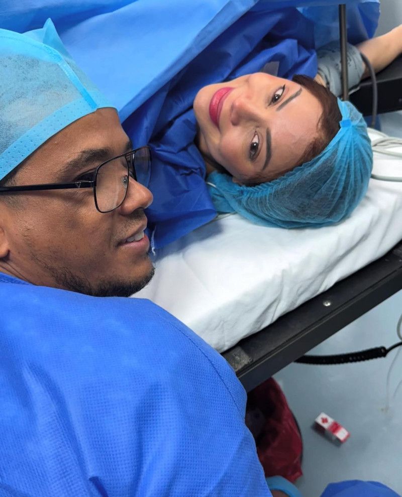 La Materialista sobre su hija: “De 6 libras y media envuelta en ternura llegó mi regalo más grande”