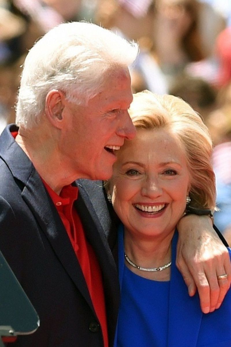Congreso de EEUU cita a Bill y Hillary Clinton por caso de Jeffrey Epstein