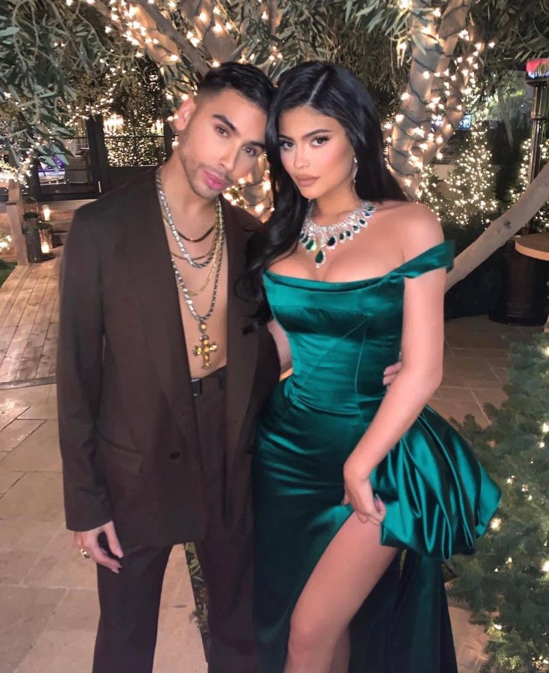 Viral: Ariel Tejada, el maquillista dominicano que le enseñó español a Kylie Jenner