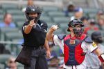 Jen Pawol, una mujer arbitra que hace historia en la MLB
