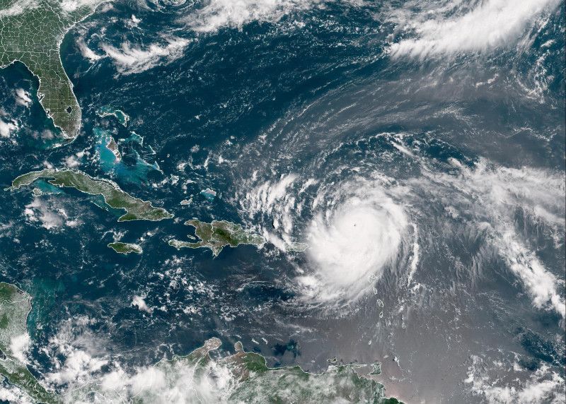 El huracán Erin podría volver a intensificarse en los próximos días al aproximarse a Bahamas