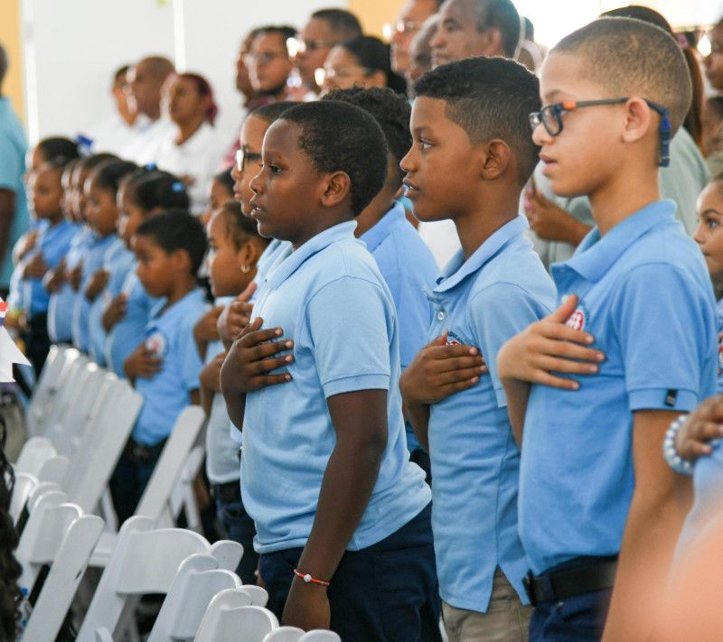 Se inicia el año escolar en RD con más de 2.6 millones de estudiantes convocados