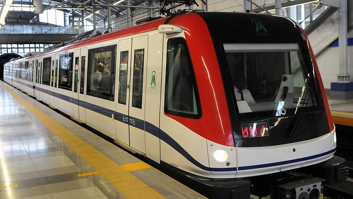 Metro de Santo Domingo supera los 21,000 usuarios en horas pico