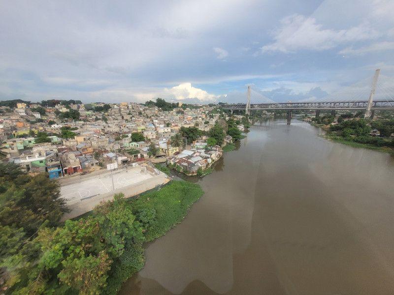 Gobierno declara de “alta prioridad” recuperación e intervención de los ríos Ozama e Isabela