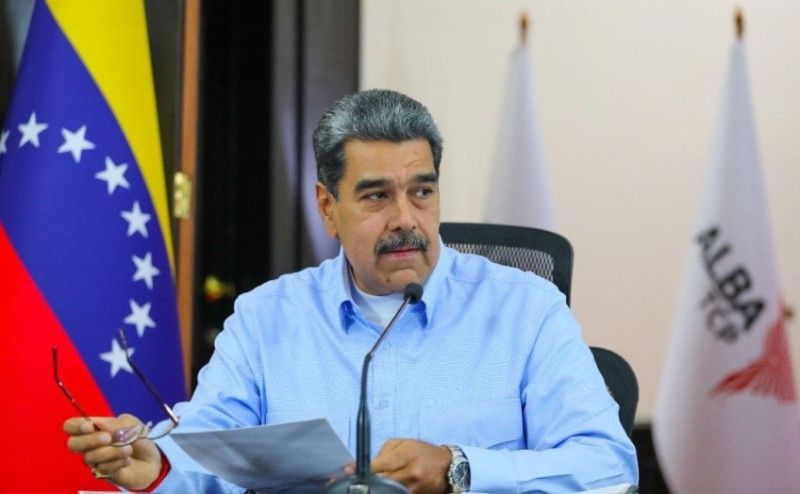 Maduro vuelve a decretar el inicio de la Navidad en Venezuela desde el 1 octubre