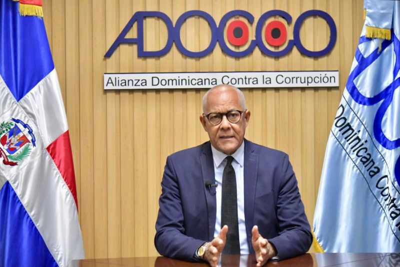 Adocco rechaza “amenazas” de Milagros Ortiz Bosch hacia su presidente