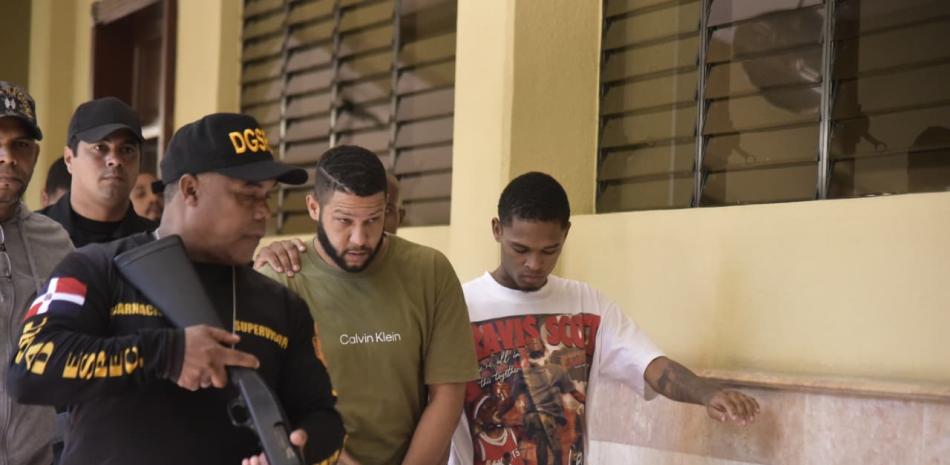 Tribunal dicta prisión preventiva contra implicados en violación grupal en Villa González