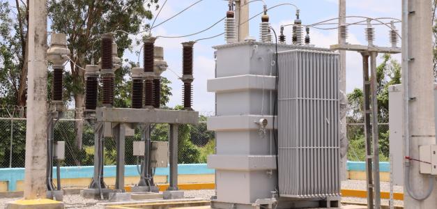 Energía eléctrica en el Distrito Nacional y Santiago: los sectores con más cortes de luz