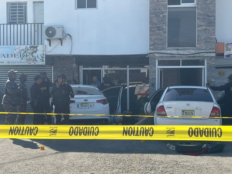 Supuesta venta de fusil de alto calibre ocasionó muerte de cinco hombres en Santiago Supuesta venta de fusil de alto calibre ocasionó muerte de cinco hombres en Santiago
