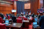 Senado retira de reforma laboral el pago del 10% de propina en pedidos digitales