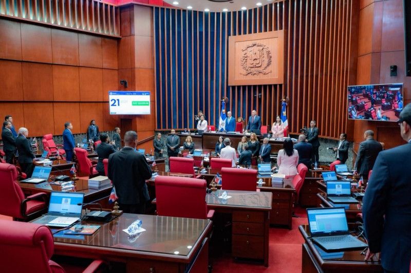 Senado retira de reforma laboral el pago del 10% de propina en pedidos digitales Senado retira de reforma laboral el pago del 10% de propina en pedidos digitales