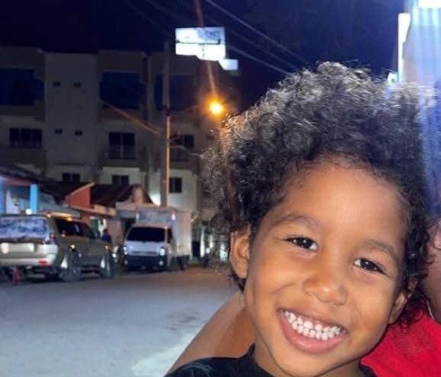 Muere niño de 4 años ahogado en una piscina en Loma de Cabrera