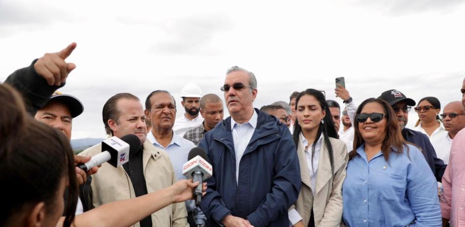 Abinader supervisa las presas de Hatillo, Monción, Tavera y Rincón; pondera protocolo de manejo