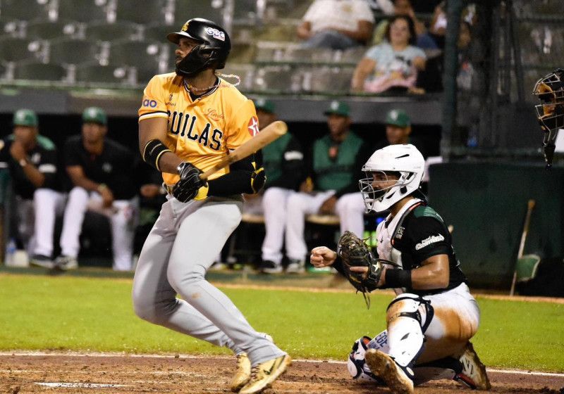 Escarra y Aderlín lideran remontada de las Águilas sobre las Estrellas