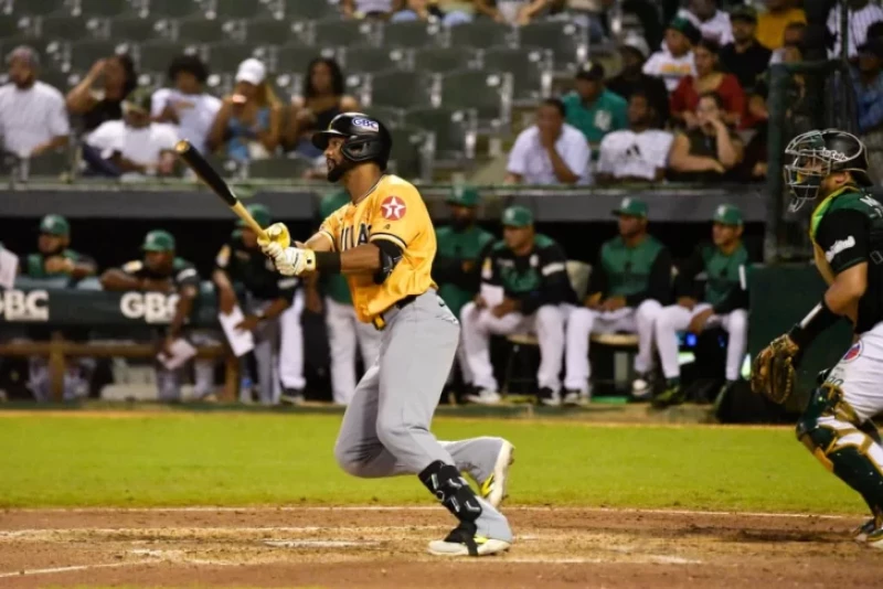 Emmanuel Rodríguez remolca 5 y las Águilas vencen por segunda noche corrida a las Estrellas