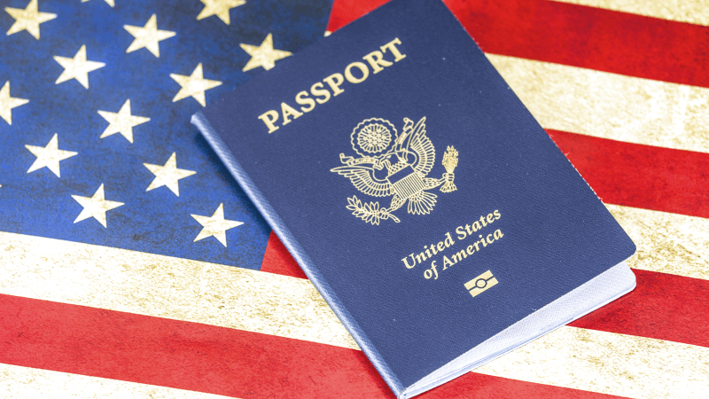 Corte Suprema avala orden de Trump de eliminar tercer género en pasaportes