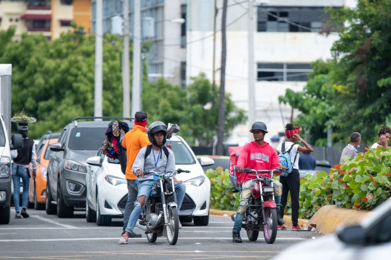 Intrant emite normativa que obliga a usar cascos de motocicletas certificados Intrant emite normativa que obliga a usar cascos de motocicletas certificados