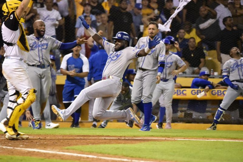 Licey gana dramático partido a las Águilas en Santiago