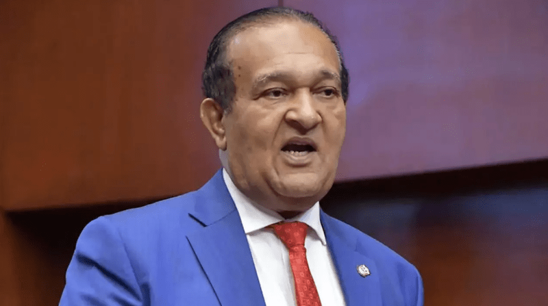 Antonio Marte dice “diciembre tiene que desaparecer” porque hay que dar demasiado