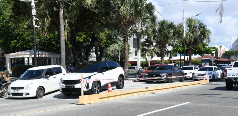 Intrant reduce pendiente de reductor de velocidad en el Malecón