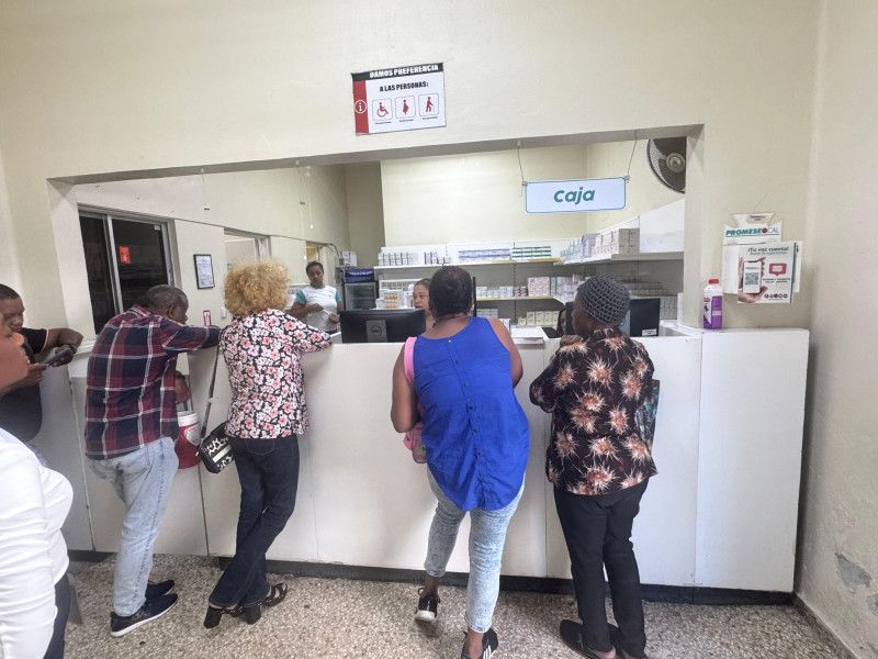 Escasean antigripales en Farmacias del Pueblo