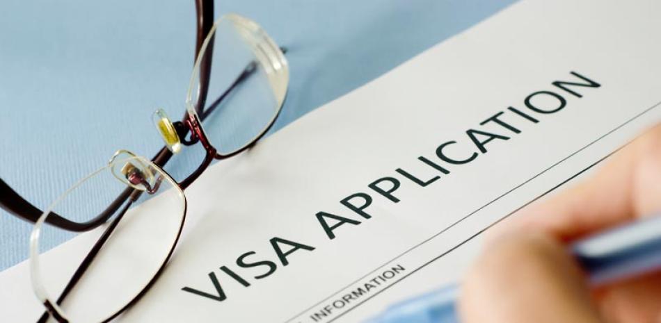 Trump suspende la emisión de visa para 75 países, incluidos Colombia, Brasil y Rusia