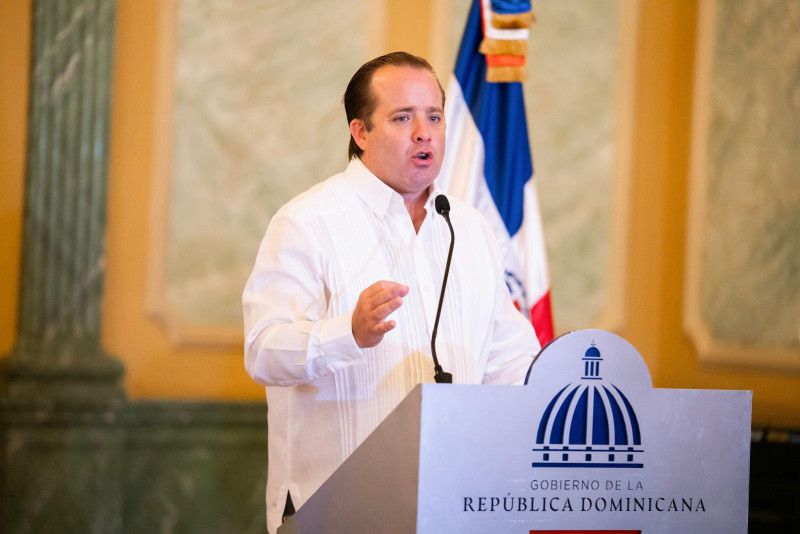 Gobierno anuncia inversión de USD$900 millones para Monorriel de Santo Domingo
