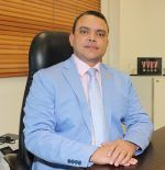 Decreto 6-26: Presidente designa a Julio Landrón como director del Servicio Nacional de Salud.