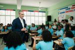 Presidente Abinader imparte docencia de Educación Moral, Cívica y Ética Ciudadana y destaca su aporte a la formación de mejores ciudadanos y dominicanos