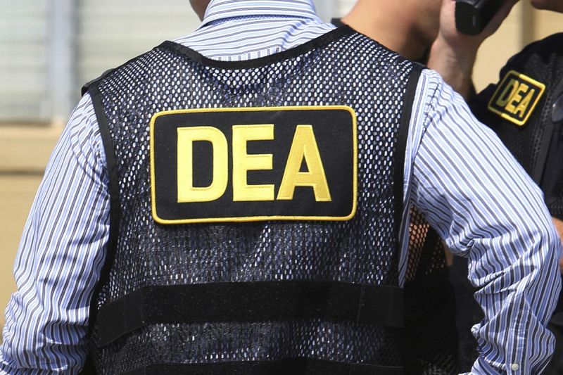 Arrestan a supervisor de la DEA tras cierre de oficina en República Dominicana