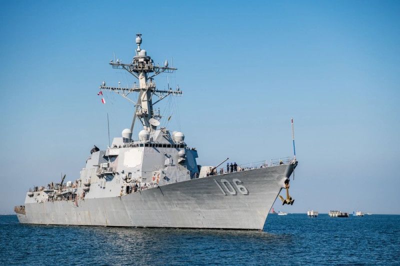 Buques de guerra de Estados Unidos llegan al puerto de Puerto Príncipe