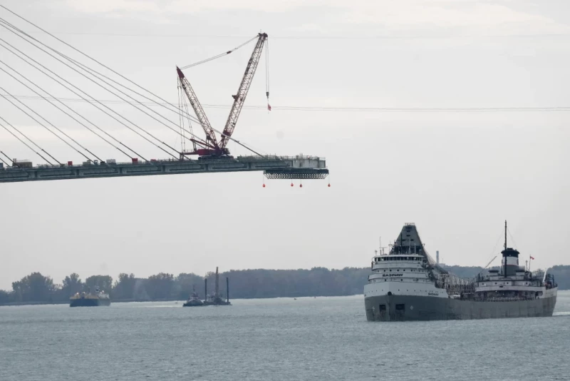 Aumenta la disputa por el puente entre Canadá y Estados Unidos