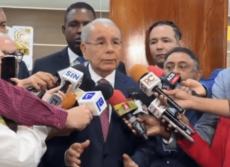 Danilo Medina: Gobierno del presidente Luis Abinader es sumamente lento en realización de obras