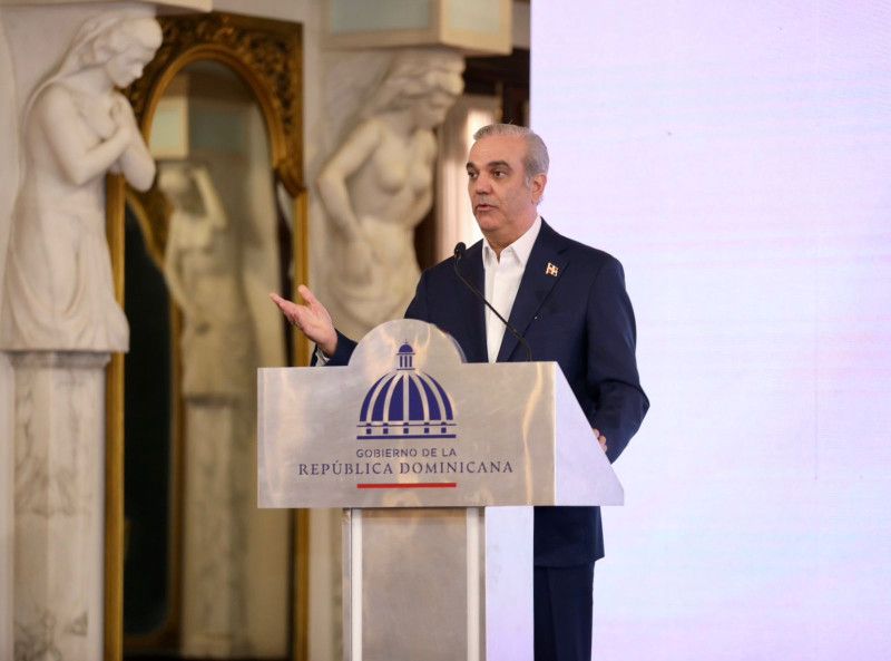 Abinader garantiza seguridad estructural de Línea 2C del Metro que llega hasta Los Alcarrizos