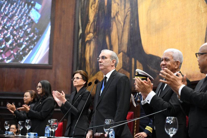 De la brevedad al récord: La evolución de los discursos de rendición de cuentas de Abinader