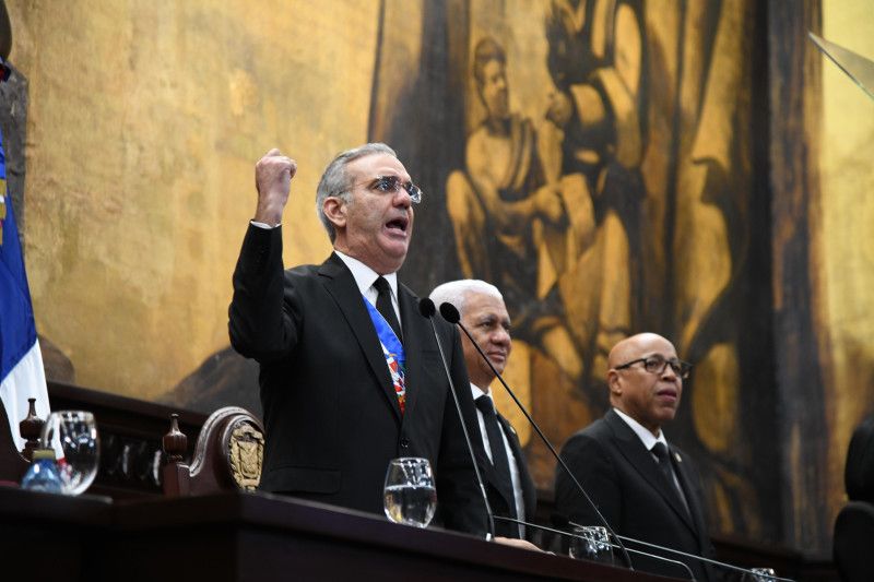 Entre 130 aplausos y tonos diversos: Abinader ofreció un discurso con euforia, humor e indignación