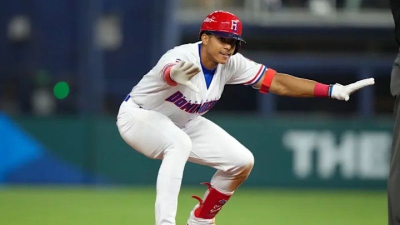 Jeremy Peña sale del Clásico Mundial por lesión y Nelson Cruz busca un sustituto para RD