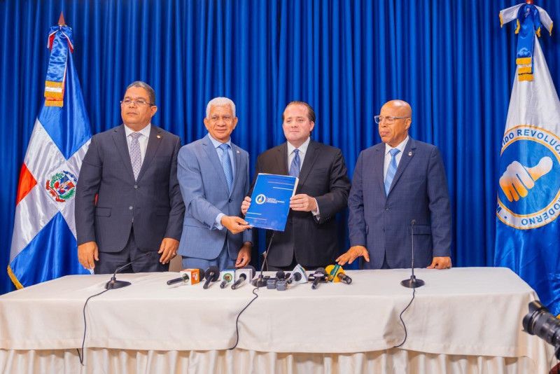 PRM propone cambios en Ley de Partidos “para evitar infiltración de ilícitos en la política”