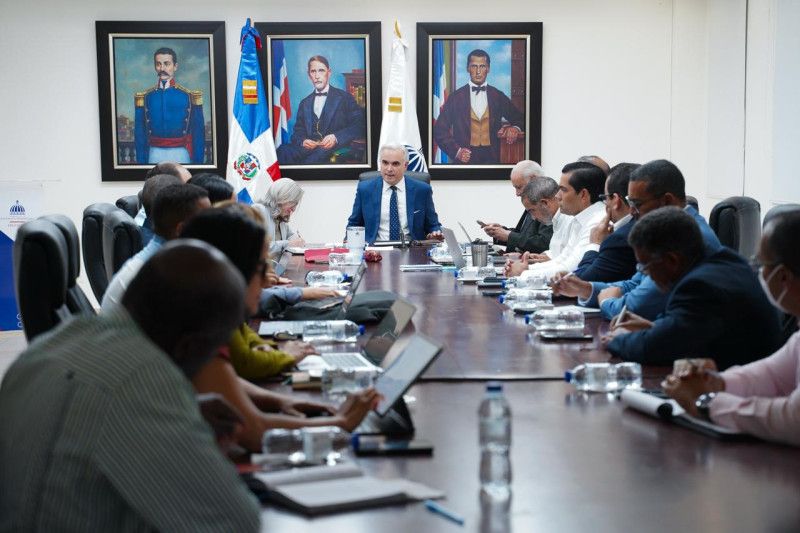 Minerd suspende docencia en Puerto Plata por alerta roja y llama tomar medidas preventivas Minerd suspende docencia en Puerto Plata por alerta roja y llama tomar medidas preventivas