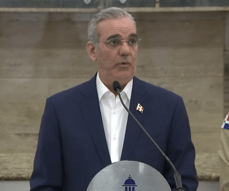 Abinader ordena reforzar la frontera ante despliegue de fuerza internacional en Haití