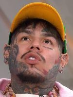 Tekashi habla tras salir de prisión: espera un hijo y niega apoyo a la dictadura por conocer a Maduro