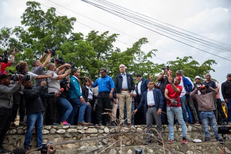 Abinader: Gobierno irá en auxilio de afectados por las lluvias